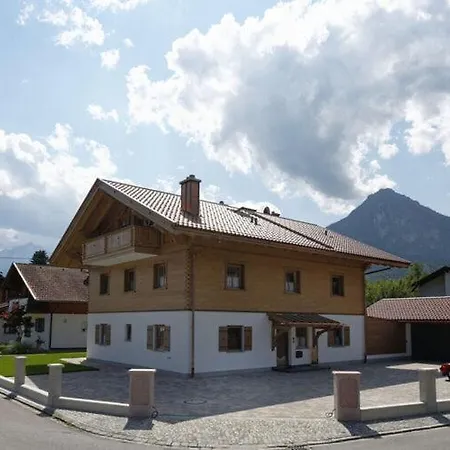 Apartman D'griabige Farchant
